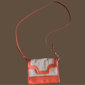 Cole Haan 🧡 Saddle Crossbody